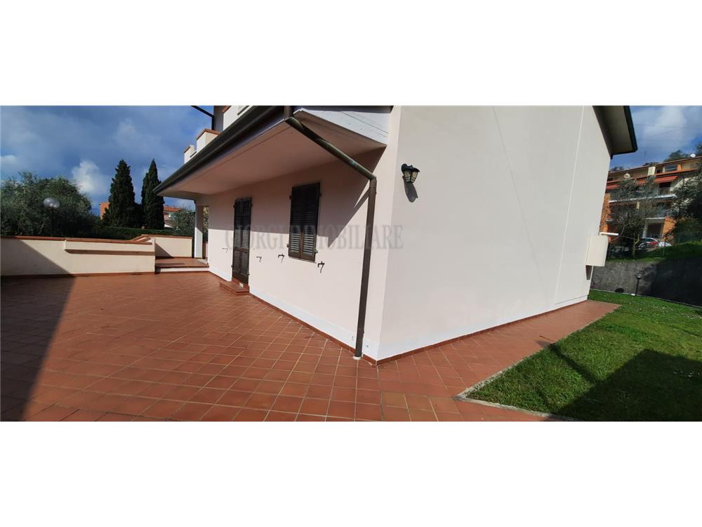 Massa Vendita Villa Romagnano rif: 1322