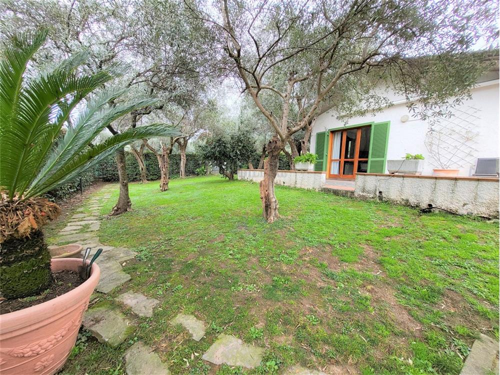 Massa Vendita Villa Bifamiliare La Zecca rif: 1501